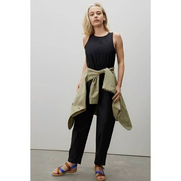 EVERLANE The Fatigue Barrel Jumpsuit Size 2 Black Crewneck Sleeveless EUC B39 - Picture 1 of 6